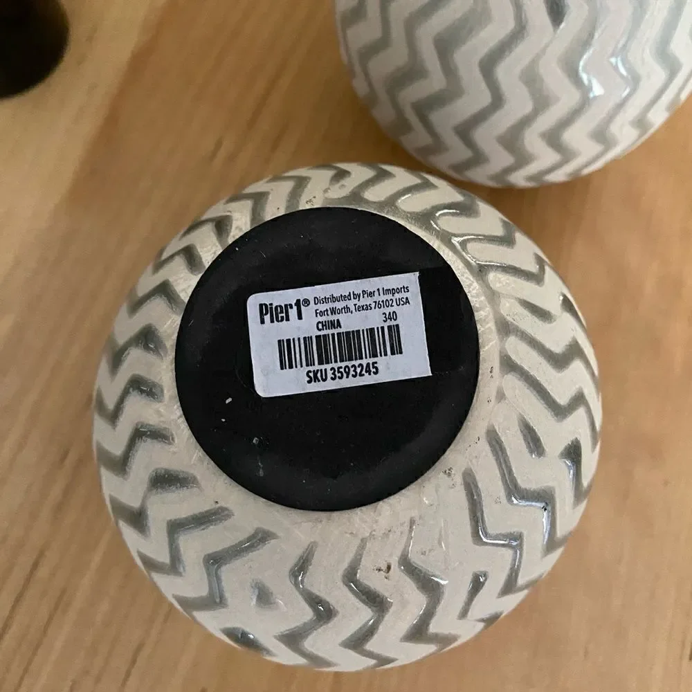 Pier 1 Ceramic Cylinder Ball Decor